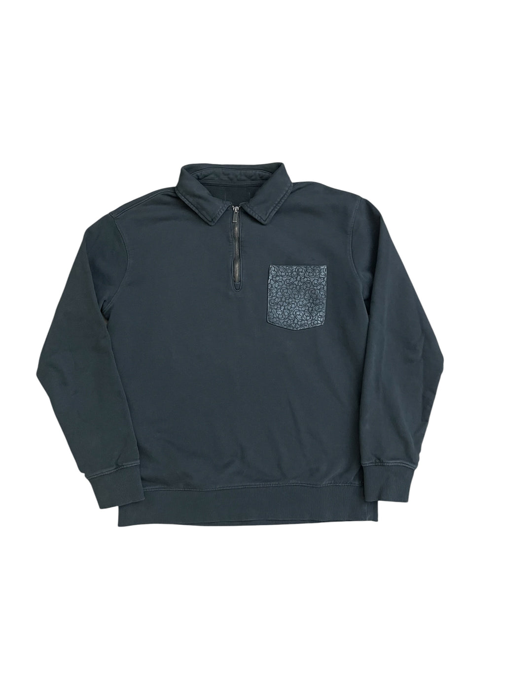 f9mily COLLARED ZIP UP SWEATER